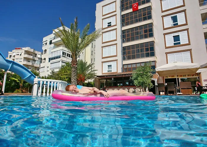 Bella Bravo Suit Hotel